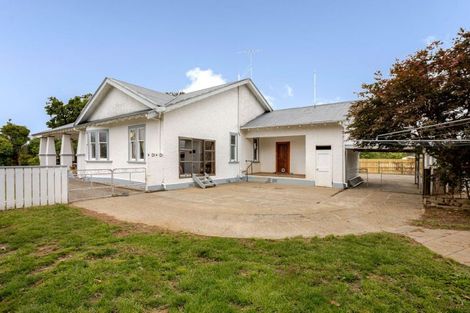 Photo of property in 39 Guy Street, Dannevirke, 4930