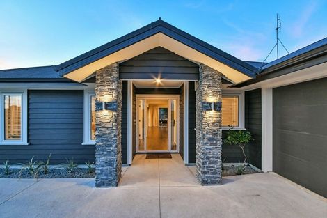 Photo of property in 16 Helenvale Crescent, Pokeno, 2402