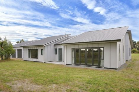 Photo of property in 59 Robertsons Road, Balcairn, Rangiora, 7477