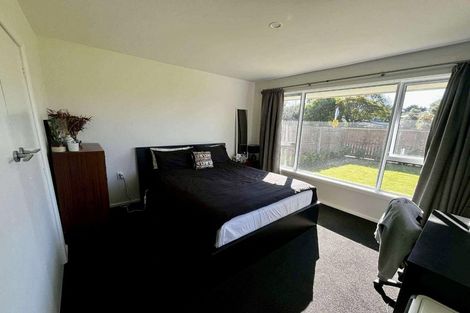 Photo of property in 2/60 Grahams Road, Burnside, Christchurch, 8041