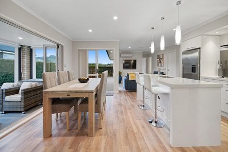 Photo of property in 30 Helenslee Road, Pokeno, 2402