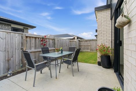 Photo of property in 16 Hinaki Street, Poike, Tauranga, 3112
