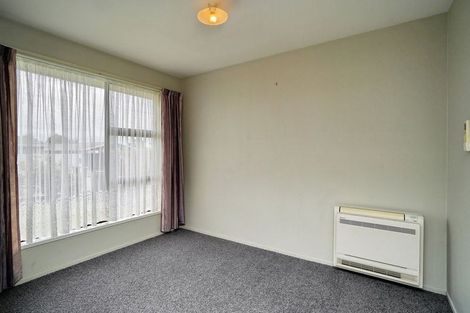 Photo of property in 1/69 Denise Crescent, Hornby, Christchurch, 8042