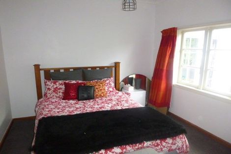 Photo of property in 136 Cashmere Avenue, Khandallah, Wellington, 6035