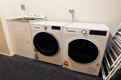 Photo of property in Elkridge Apartments, 21/64 Marina Drive, Frankton, Queenstown, 9300