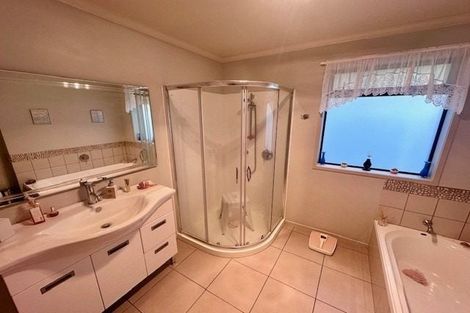 Photo of property in 71 Warburton Crescent, Te Awamutu, 3800