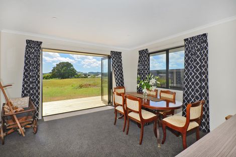 Photo of property in 18 Wairau Drive, Tikipunga, Whangarei, 0112