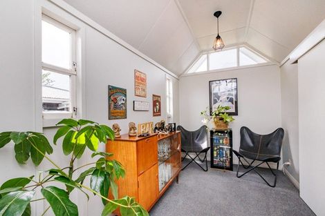 Photo of property in 8 Parkland Crescent, Terrace End, Palmerston North, 4410