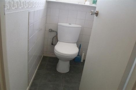 Photo of property in 1 James Cook Street, Havelock North, 4130