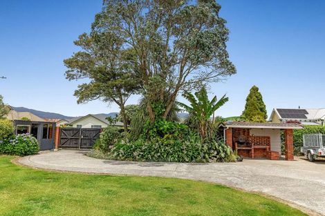 Photo of property in 17 Henley Street, Westport, 7825