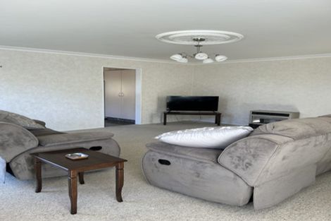 Photo of property in 4 Loader Place, Tawhero, Whanganui, 4501