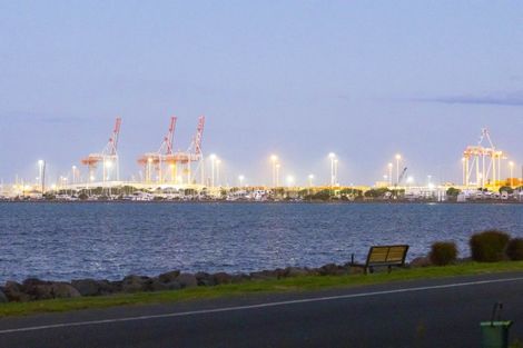 Photo of property in 1/104 Harbour Drive, Otumoetai, Tauranga, 3110