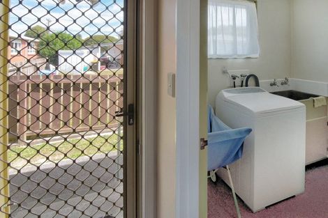 Photo of property in 1 Lowes Place, Solway, Masterton, 5810