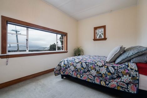 Photo of property in 36 Middleton Road, Kew, Dunedin, 9012