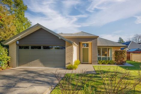 Photo of property in 15 Woodbridge Road, Cashmere, Christchurch, 8022