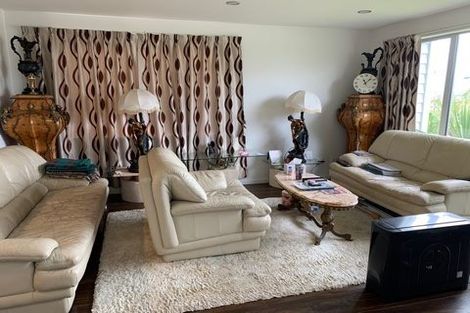 Photo of property in 3 Tuangi Street, Long Bay, Auckland, 0630