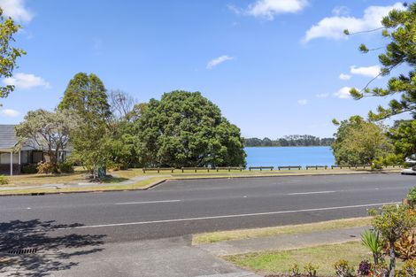 Photo of property in 29 Carnoustie Drive, Wattle Downs, Auckland, 2103