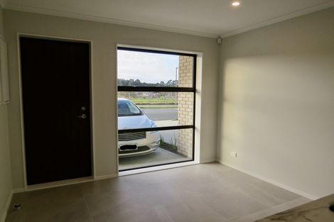 Photo of property in 49 O'meara Street, Swanson, Auckland, 0614