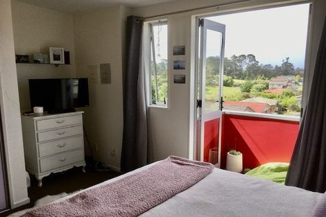 Photo of property in 62 Albionvale Road, Glen Eden, Auckland, 0602