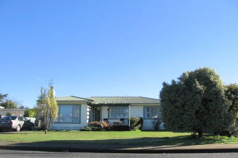 Photo of property in 211 Lumsden Road, Akina, Hastings, 4122