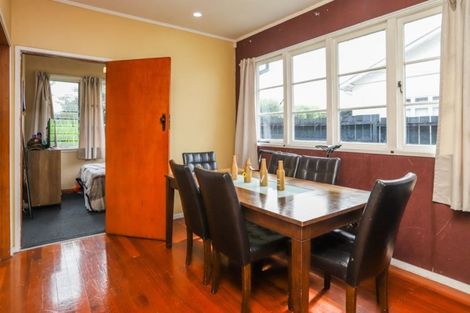 Photo of property in 15a Forest Lake Road, Forest Lake, Hamilton, 3200