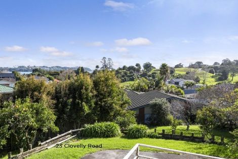 Photo of property in 23 Clovelly Road, Bucklands Beach, Auckland, 2012