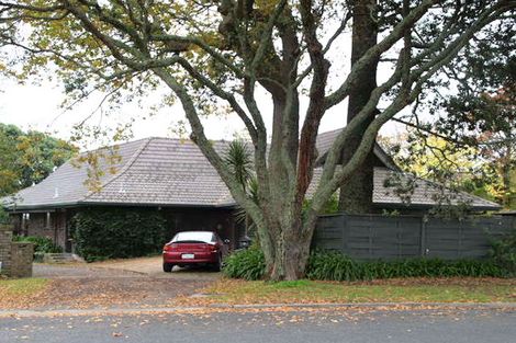 Photo of property in 16 Cockle Bay Road, Cockle Bay, Auckland, 2014