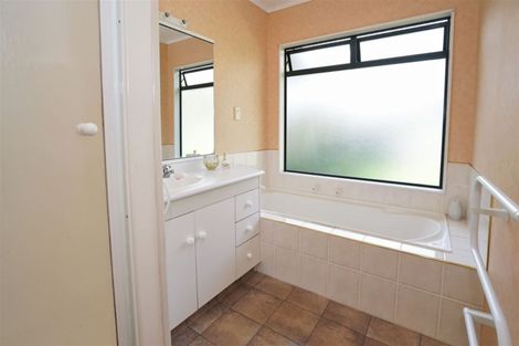 Photo of property in 91 Endeavour Avenue, Flagstaff, Hamilton, 3210