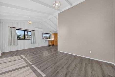 Photo of property in 203 Belvedere Road, Carterton, 5713