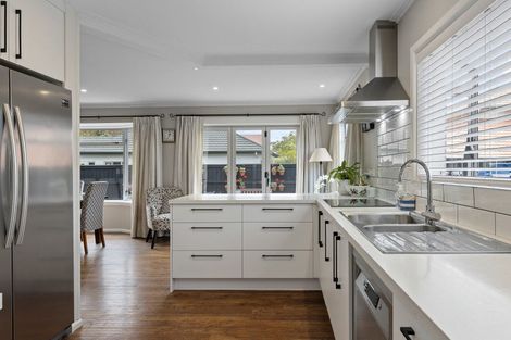 Photo of property in 96 Saint James Avenue, Papanui, Christchurch, 8053