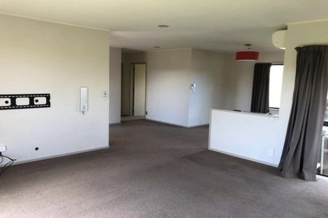Photo of property in 30 Meadowland Drive, Somerville, Auckland, 2014