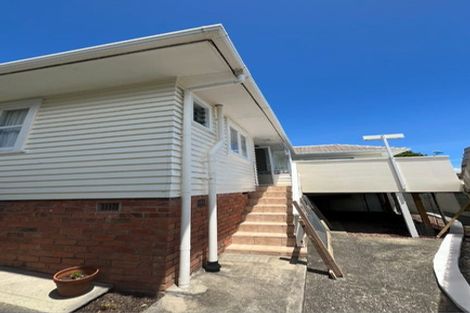 Photo of property in 22 Monarch Avenue, Hillcrest, Auckland, 0627