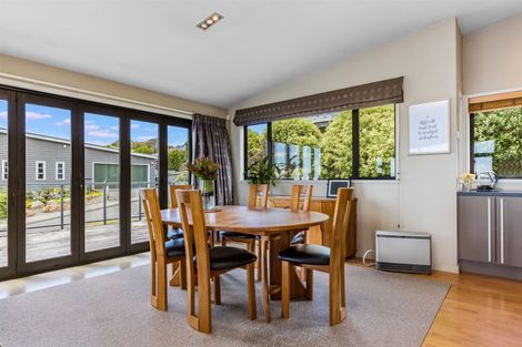 Photo of property in 29 Aspiring Terrace, Aotea, Porirua, 5024