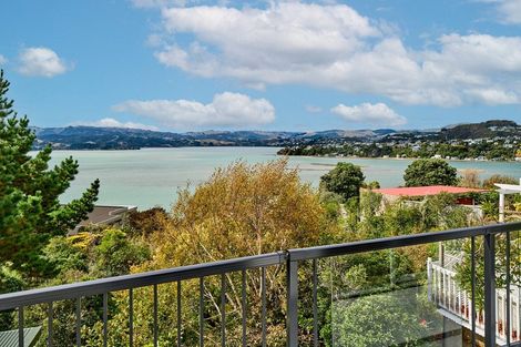 Photo of property in 30 Mana View Road, Paremata, Porirua, 5026