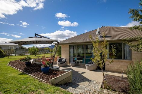 Photo of property in 17 Missy Crescent, Mount Pisa, Cromwell, 9383