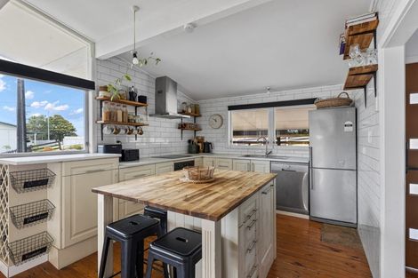 Photo of property in 182 Port Albert Road, Wellsford, 0900