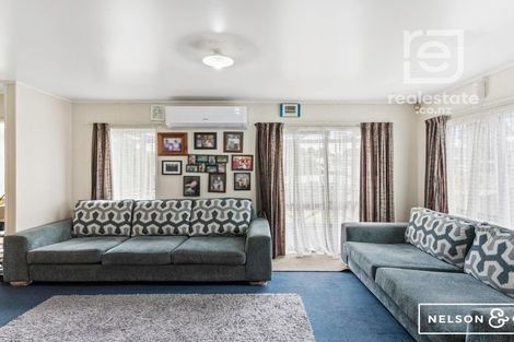 Photo of property in 3 Limond Street, Randwick Park, Auckland, 2105