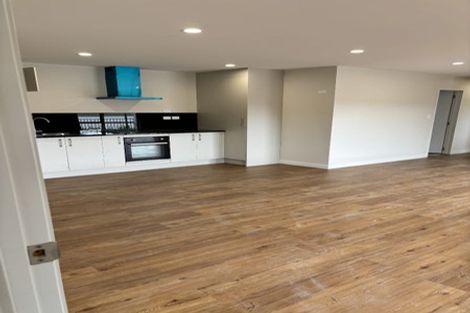 Photo of property in 17c Balmain Road, Birkenhead, Auckland, 0626