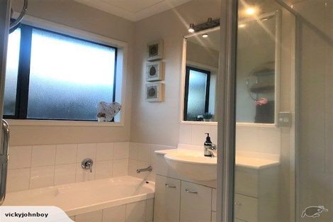 Photo of property in 34 Limes Avenue, Parklands, Christchurch, 8083