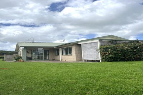 Photo of property in 209 Burtt Road, Paerata, Drury, 2578