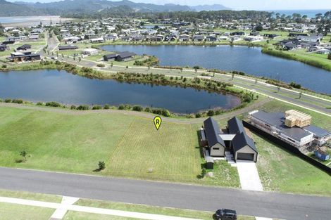 Photo of property in 106 Takapu Close, Matarangi, 3592