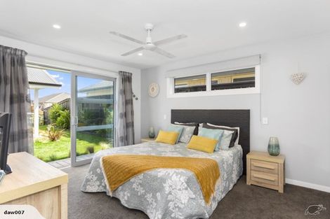 Photo of property in 1 Wahaika Way, Papamoa Beach, Papamoa, 3118