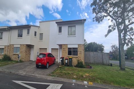 Photo of property in 14 Gina Avenue, Ranui, Auckland, 0612