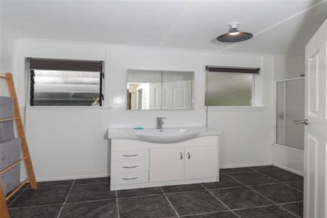 Photo of property in 13 Waerenga Road, Te Kauwhata, 3710