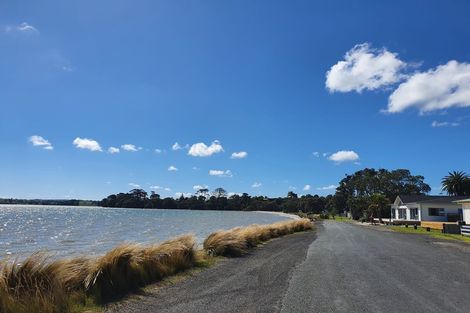 Photo of property in 9 Beach Road, Glenbrook, Waiuku, 2681