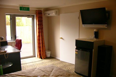 Photo of property in 13 Duke Street, North Dunedin, Dunedin, 9016