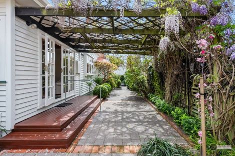 Photo of property in 12 Penrose Street, Woburn, Lower Hutt, 5010