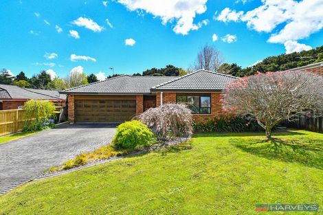 Photo of property in 28 Lemonwood Place, The Gardens, Auckland, 2105