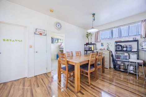 Photo of property in 1/410 Glenfield Road, Glenfield, Auckland, 0629