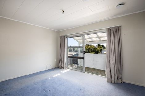 Photo of property in 27 Leslie Street, Waitara, 4320